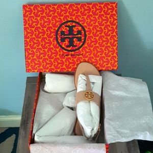 Tory burch benton 2 flat thong Sandal size 7,
